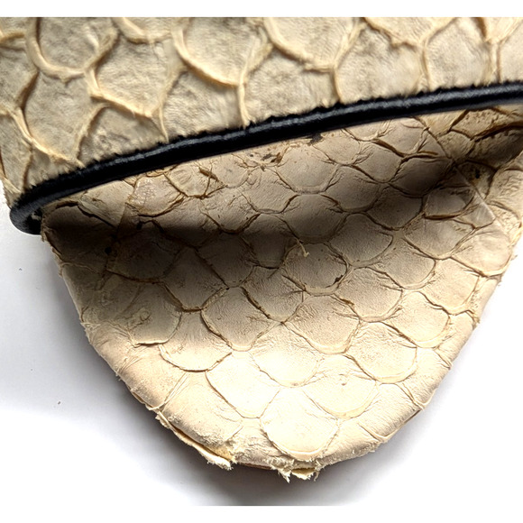 Ann Taylor Shoes Winter White Gwen Lace Up Exotic Heel Sz 8 Black Bow Tassel Bow - Picture 9 of 9